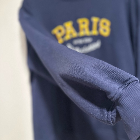 Paris On The Skate Unisex Sz:M Embroidered Appliqué Crewneck Navy Sweatshirt. - Picture 7 of 9